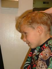 thumbs/EmmonHaircutJan2001b.JPG.jpg
