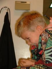 thumbs/EmmonHaircutJan2001e.JPG.jpg