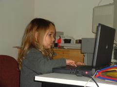 thumbs/AllashaLaptop2001a.JPG.jpg