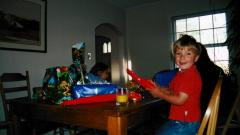 thumbs/Emmon5thBDayPresents.jpg.jpg