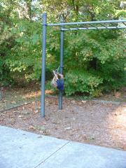 thumbs/EmmonClimbingBars1.JPG.jpg