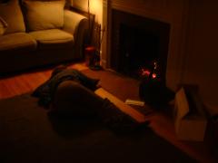 thumbs/KoluSleepingByTheFire7.JPG.jpg