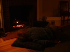 thumbs/KoluSleepingByTheFire8.JPG.jpg