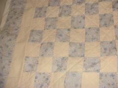 thumbs/MaggiesQuiltCloseUp.JPG.jpg