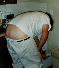 thumbs/RobsButtCrack.jpg.jpg