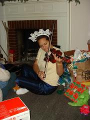 thumbs/XmasKoluViolin1.JPG.jpg