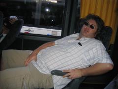thumbs/Robbi-bus.jpg.jpg